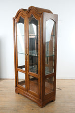 Load image into Gallery viewer, Henredon French Provincial Style Hardwood Glass Curio Cabinet with Lighting
