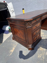Load image into Gallery viewer, Hooker Furniture European Renaissance II Executive Desk
