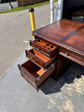 Load image into Gallery viewer, Hooker Furniture European Renaissance II Executive Desk
