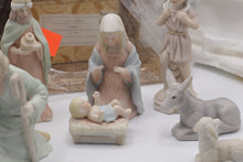 Load image into Gallery viewer, Lefton Christopher Collection 1983 Nativity Set 10 Figures
