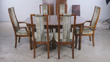 Load and play video in Gallery viewer, Drexel Heritage Et Cetera Dining Table and 6 Chairs with 2 Leaves

