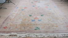 Load and play video in Gallery viewer, Chinese Wool Area Rug 8.9x11.9 Dusty Rose Floral Scroll Hand Tufted Carpet

