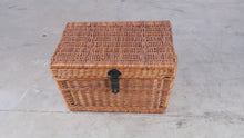 Load and play video in Gallery viewer, Large Wicker Storage Trunk Chest with Lid and Side Handles Natural Rattan Basket
