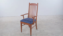 Load and play video in Gallery viewer, Berlin Woodworking Amish Made Solid Wood Dining Chair

