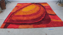Load and play video in Gallery viewer, Ege Rya De Luxe Danish Vintage Wool Shag Rug 1970s Orange Red 98 x 132

