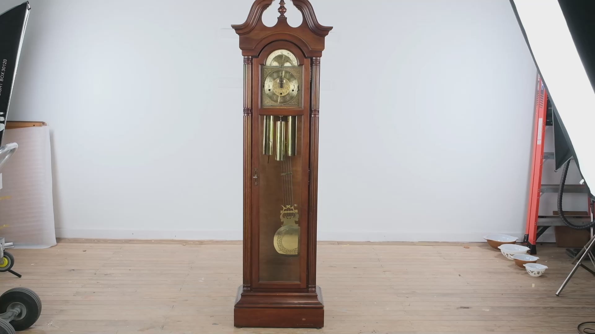 Howard Miller 61st Anniversary Grandfather Clock – Traditional