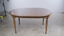 Load and play video in Gallery viewer, Traditional Round Wood Extension Dining Table With 16 Inch Leaf 48 Inch
