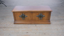 Load and play video in Gallery viewer, 1973 Lane Cedar Hope Chest with Tray – Style 2442-88
