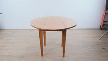 Load and play video in Gallery viewer, Round Solid Pine Dining Table Rustic Farmhouse Style
