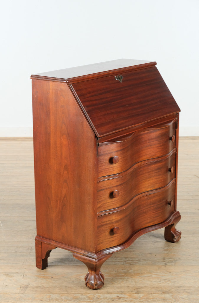 Charleston Serpentine Front Secretary Desk – Mahogany