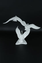 Load image into Gallery viewer, Mid-Century Modern Flying Geese Sculpture by Kaiser #390 – West German Porcelain
