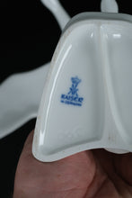 Load image into Gallery viewer, Mid-Century Modern Flying Geese Sculpture by Kaiser #390 – West German Porcelain
