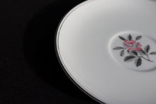 Load image into Gallery viewer, Noritake Rosales Saucer Plates
