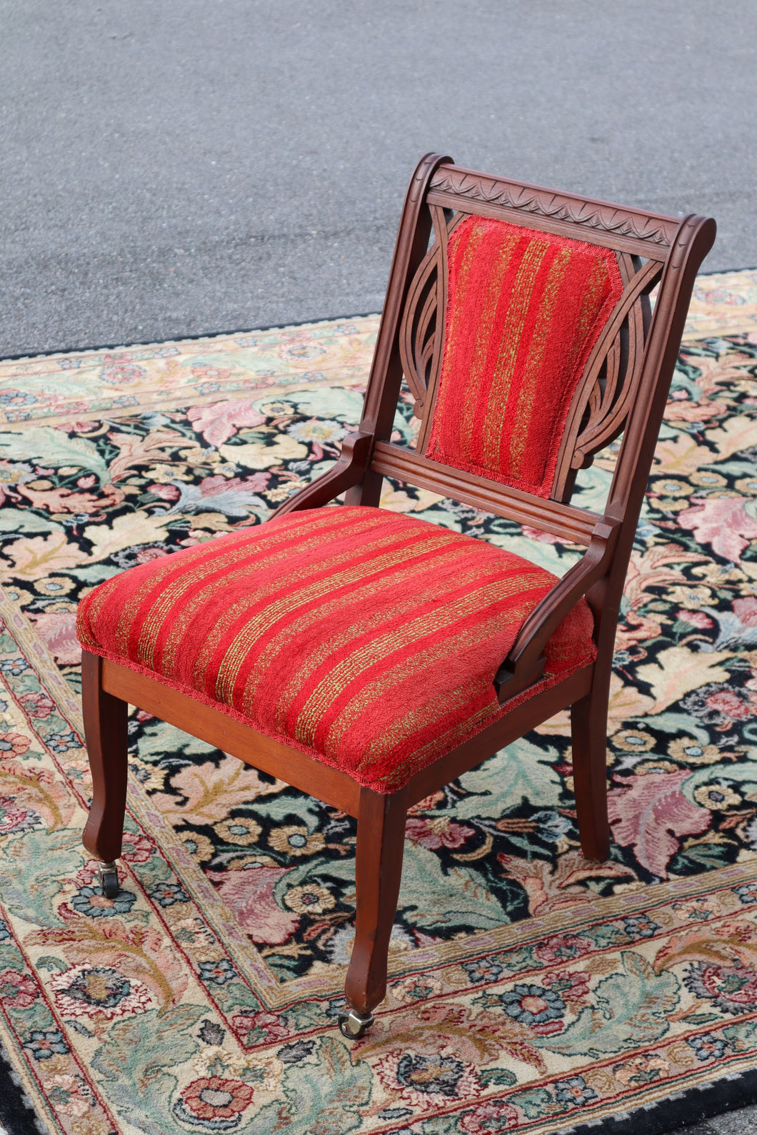 One Great Looking Parlor Chair