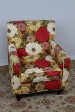 Load image into Gallery viewer, Lovely Floral Arm Chair

