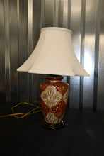 Load image into Gallery viewer, Porcelain Crown and Flowers Lamp
