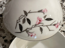 Load image into Gallery viewer, Tea Cup - Cherry Blossom 1067 - Japan
