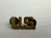 Load image into Gallery viewer, US Military Pin
